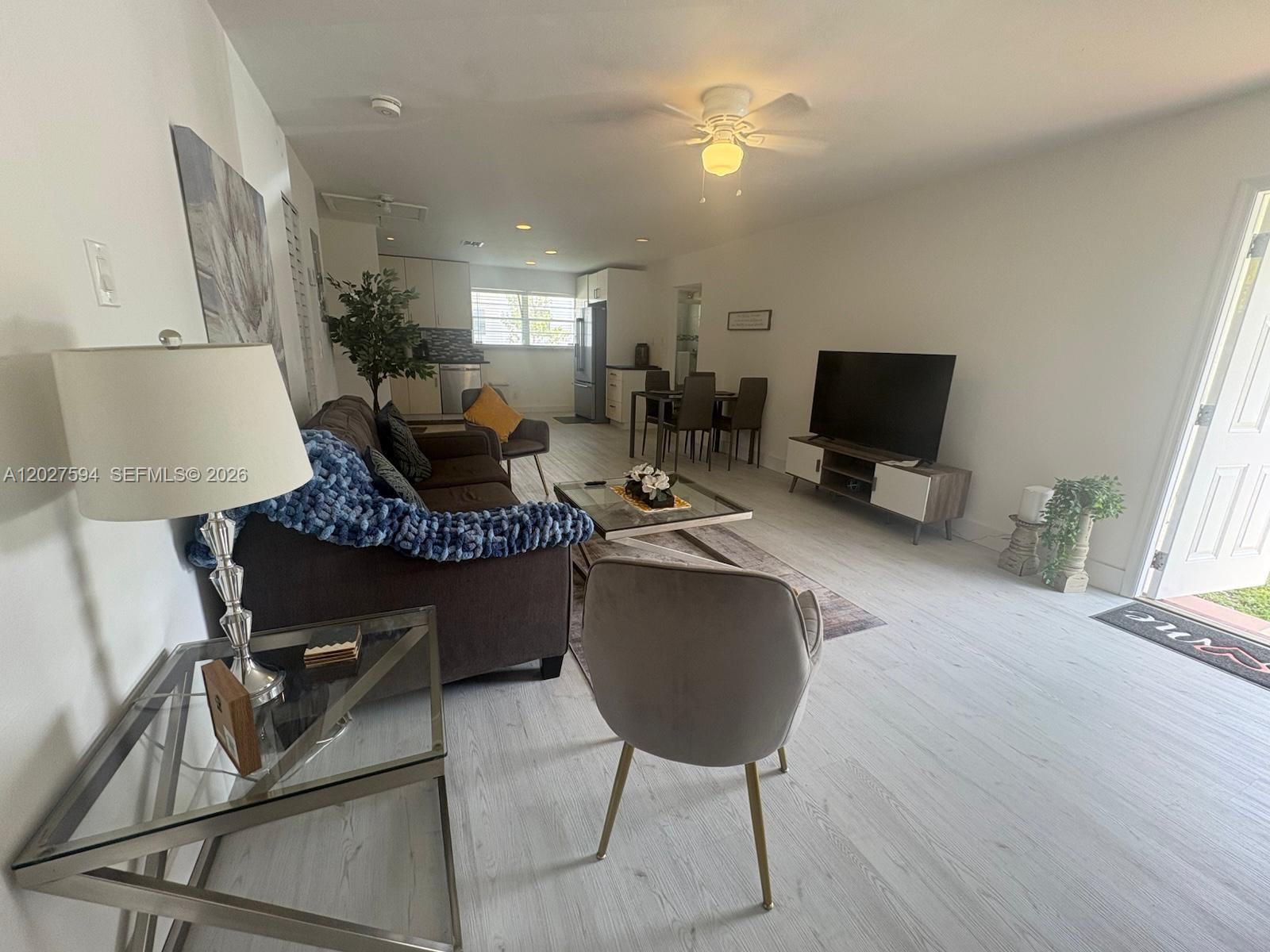 201 Columbus Parkway B, Hollywood, FL 33021, Hollywood