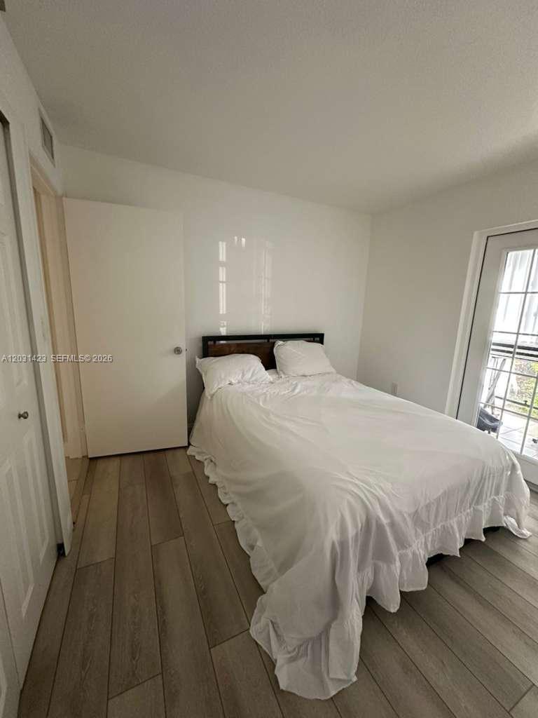 917 NE 199th Street 104, Miami, FL 33179, Miami