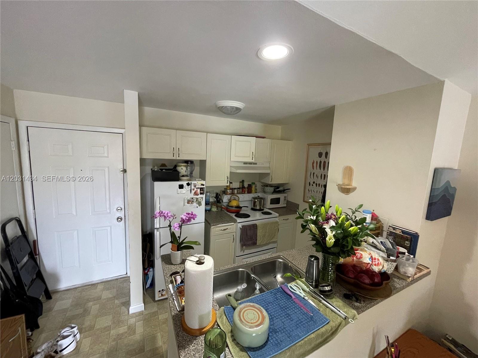 4823 Via Palm Lakes 1318 — photo 4
