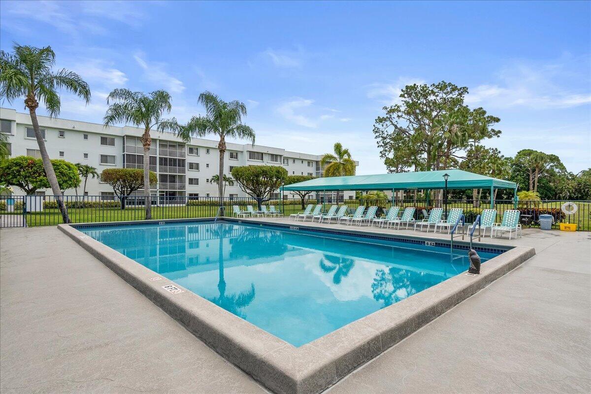 6698 N 10th Ave N 215, Lake Worth, FL 33467, Lake Worth