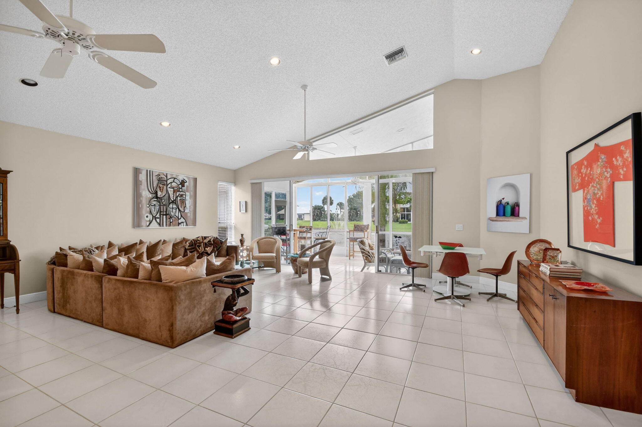 6400 Three Lakes Lane — photo 9