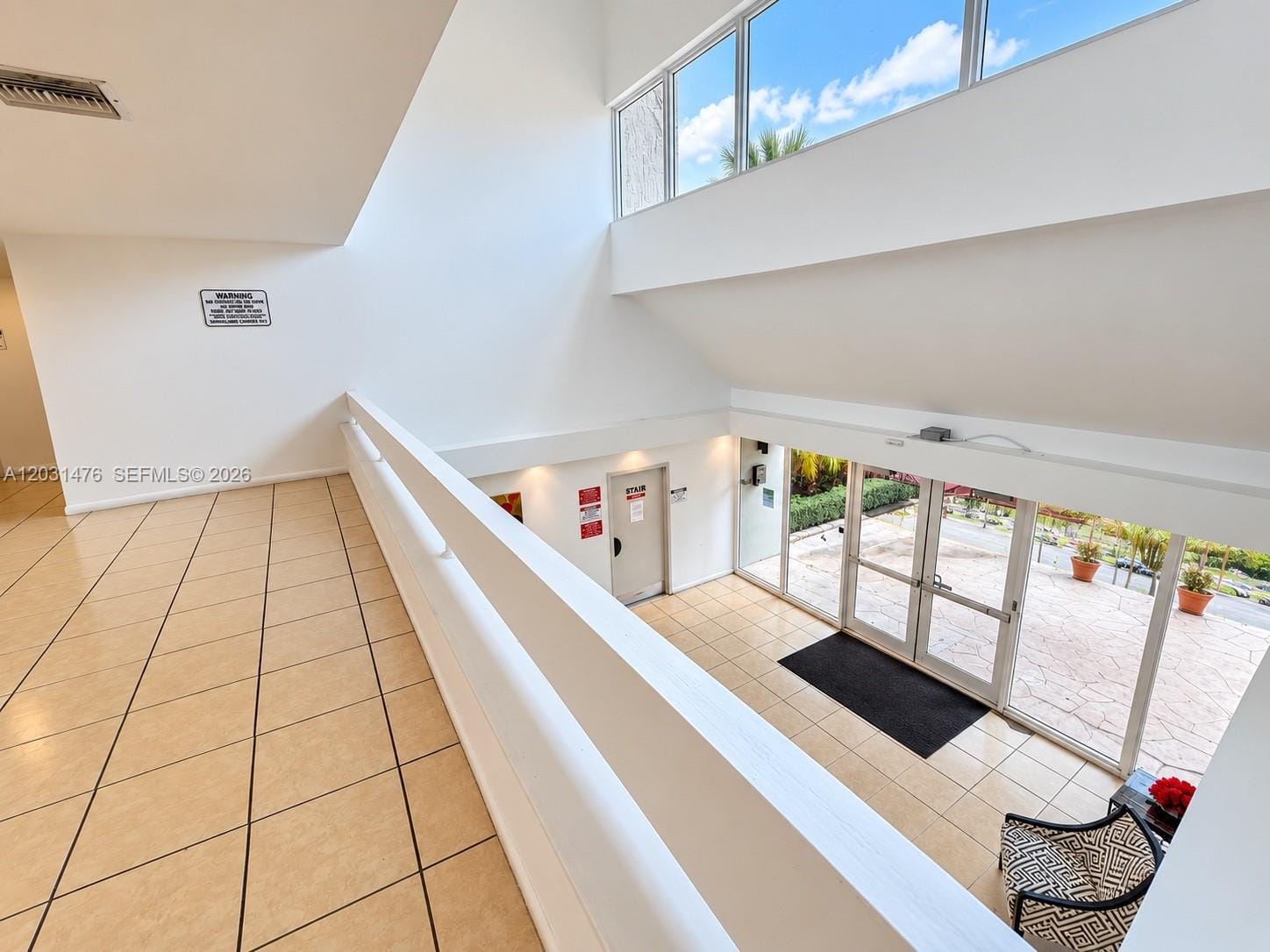140 Lakeview Drive 211 — photo 4