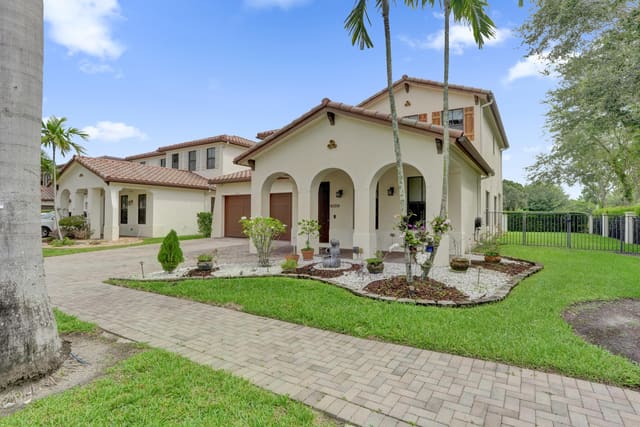8541 NW 38th Street, Monterra, Cooper City, FL