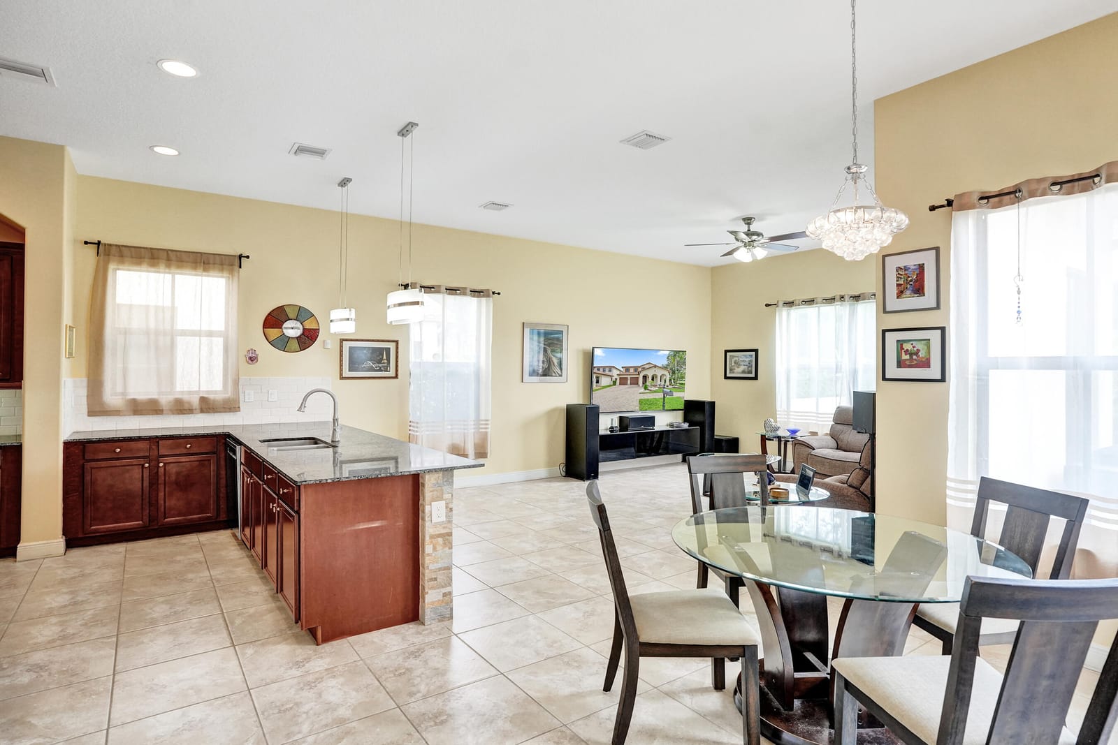 8541 NW 38th Street, Cooper City, FL 33024 photo 12