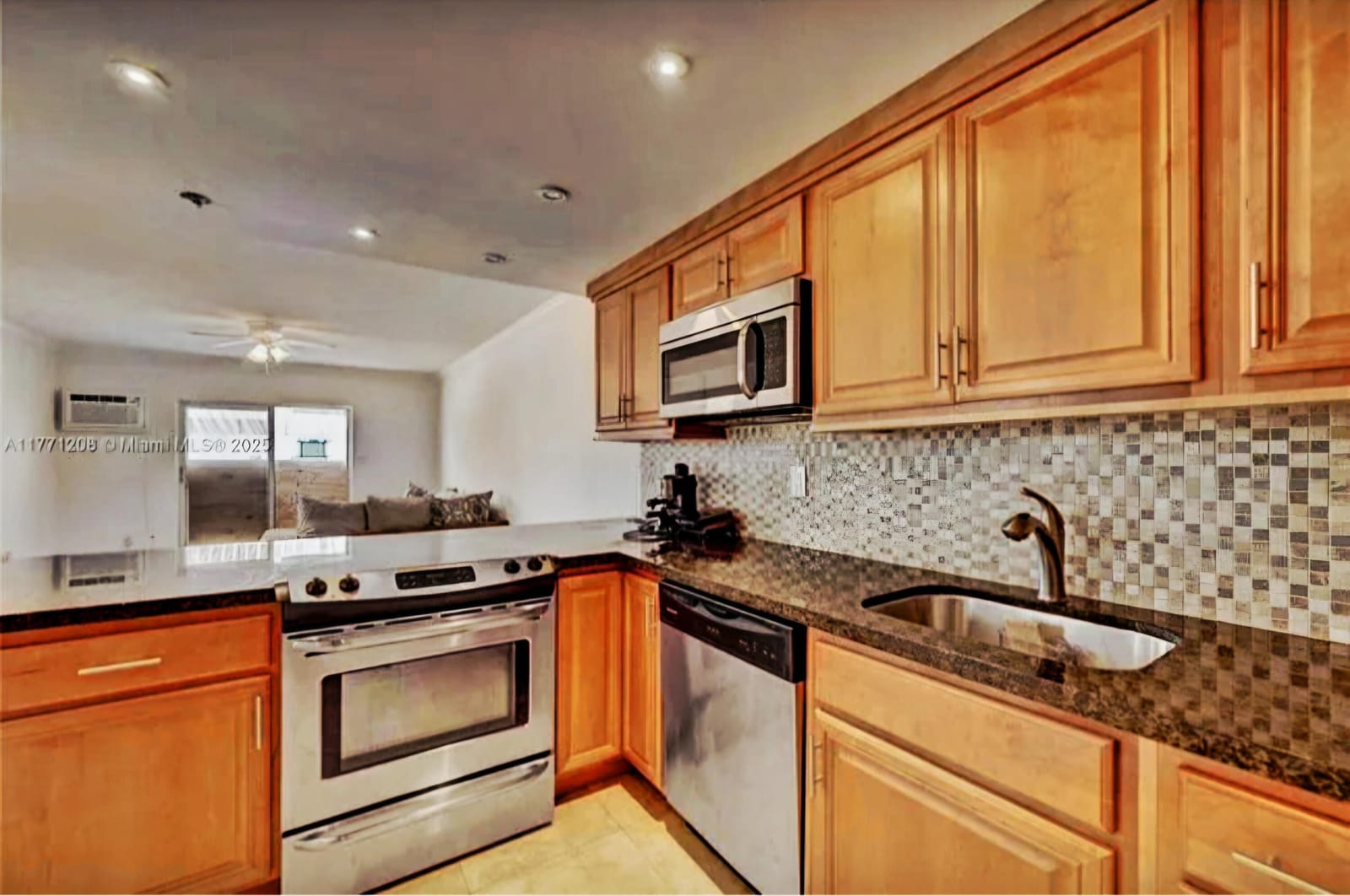 200 S Birch Road 208, Fort Lauderdale, FL 33316 photo 10
