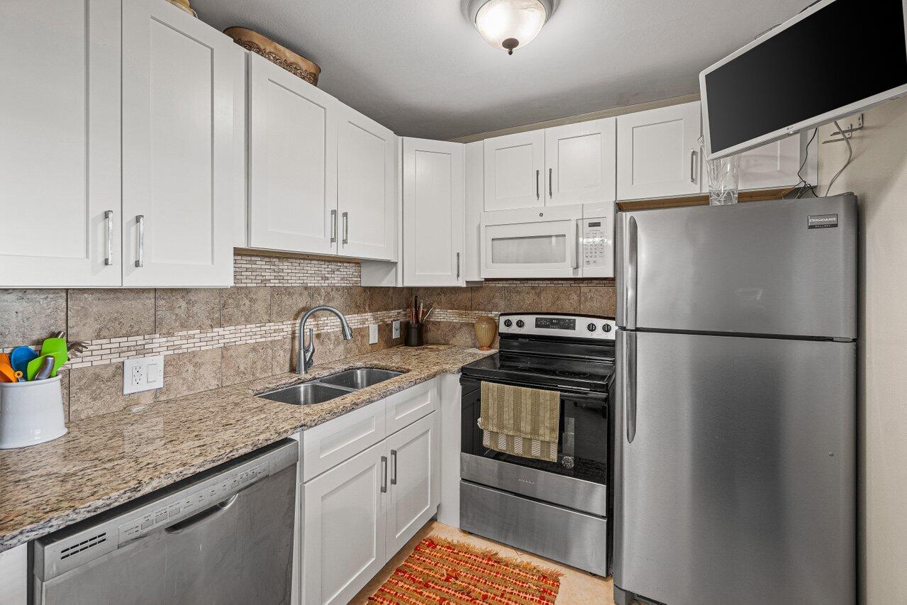 175 Suffolk E, Boca Raton, FL 33434, Boca Raton