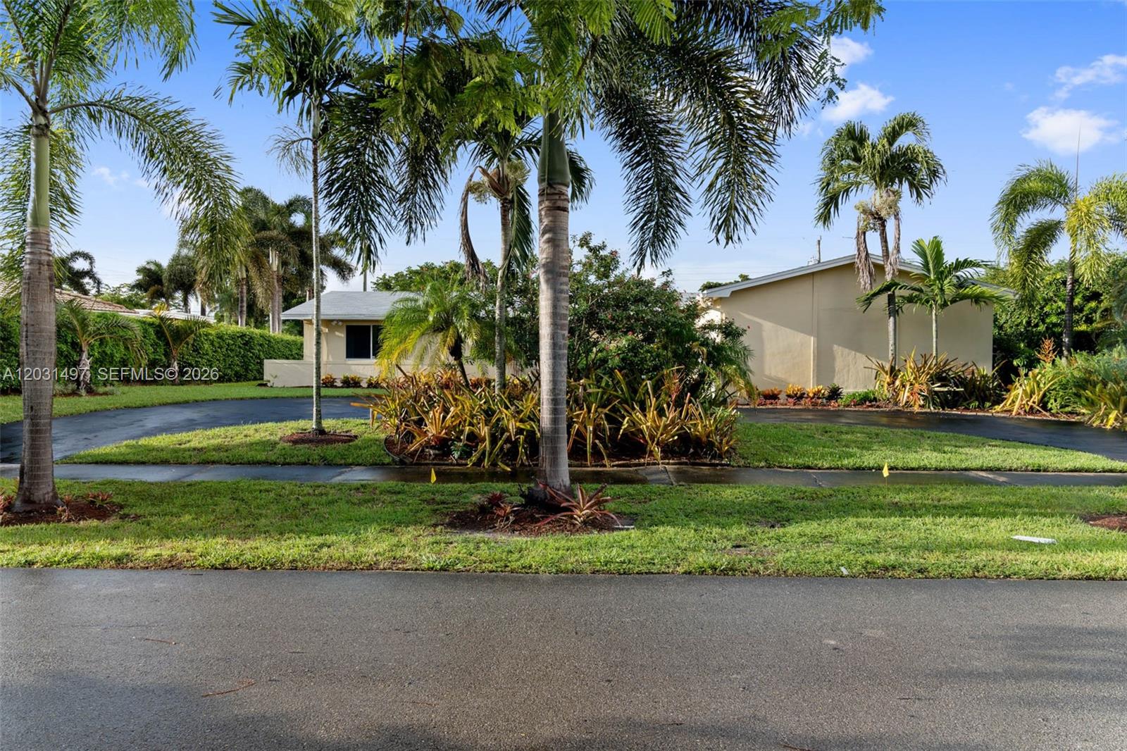 4410 N Buchanan Street, Hollywood, FL 33021, Hollywood