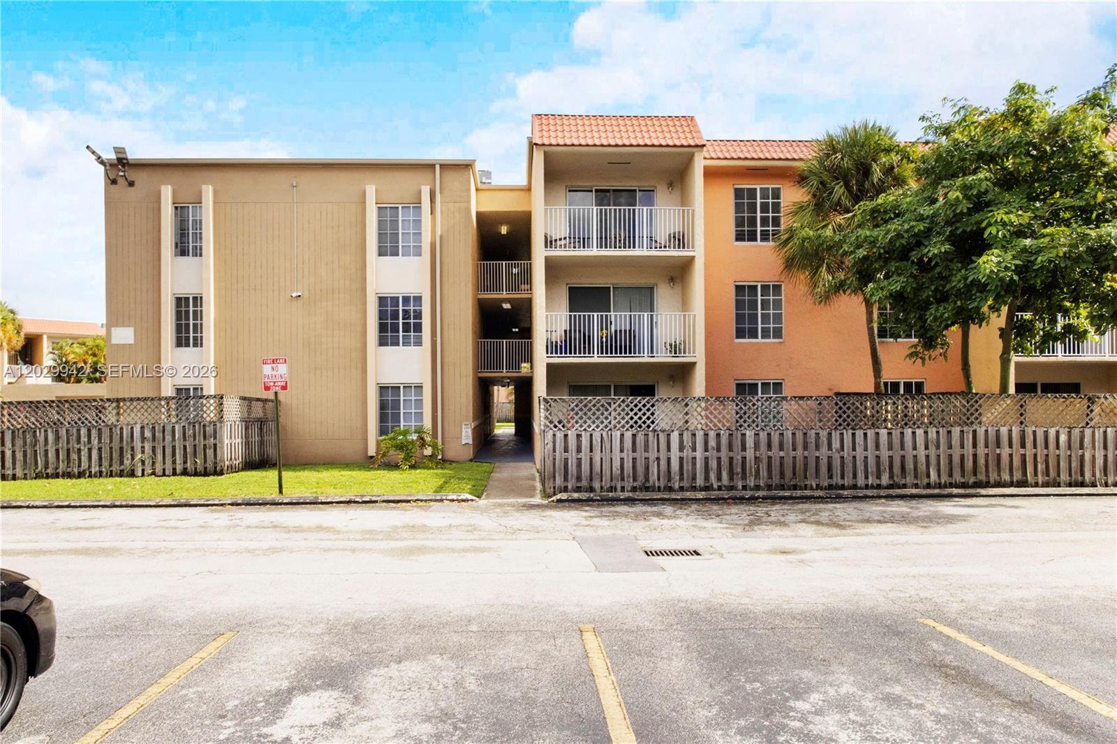5201 Geneva Way 211, Doral, FL 33166, Doral