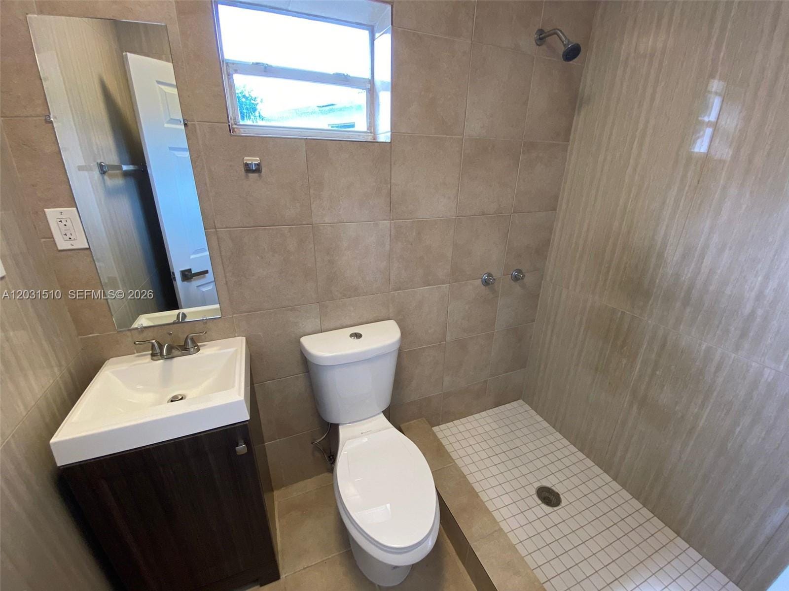 11310 E Peachtree Drive, Miami, FL 33161 photo 23