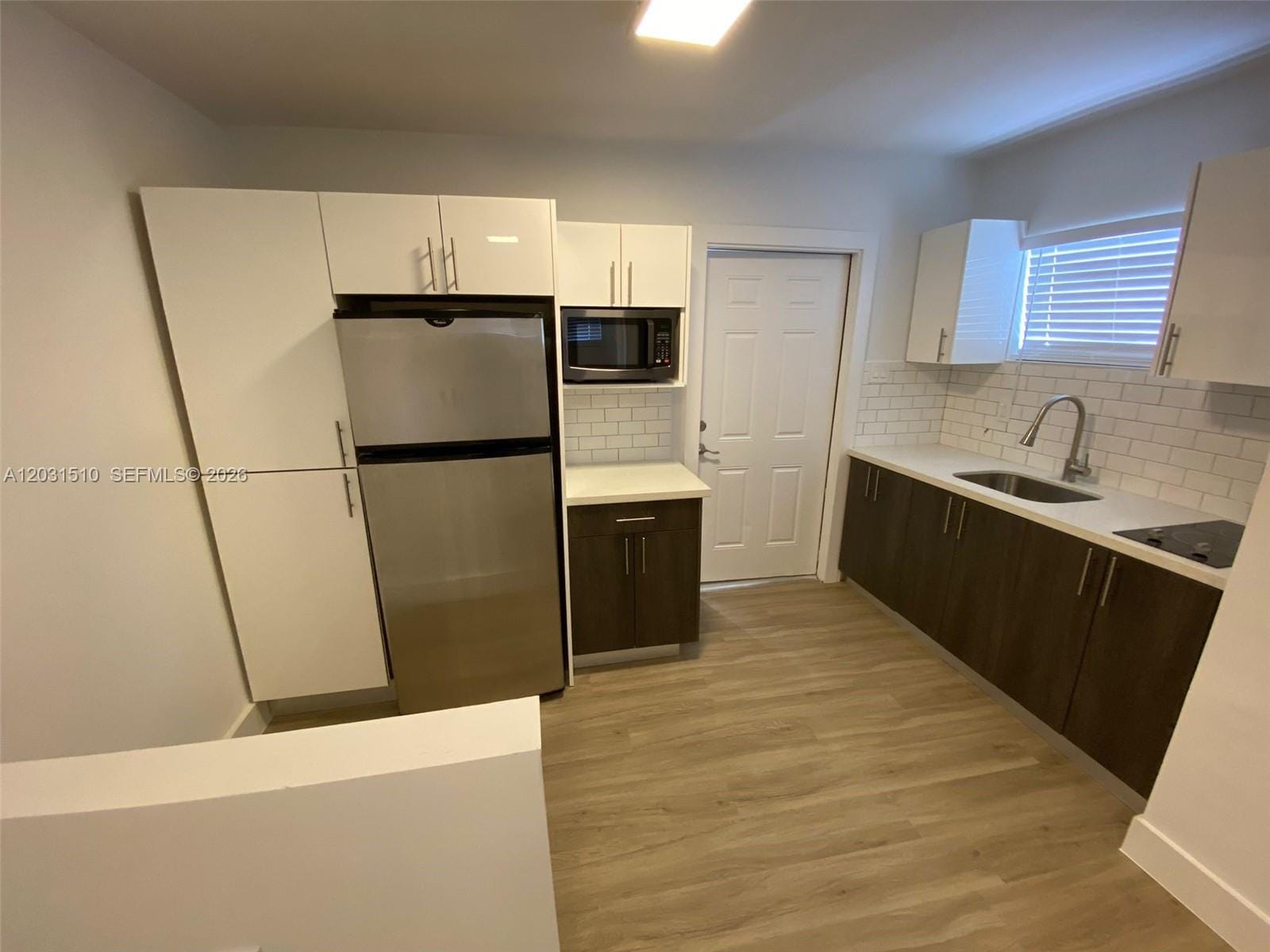 11310 E Peachtree Drive, Miami, FL 33161 photo 25