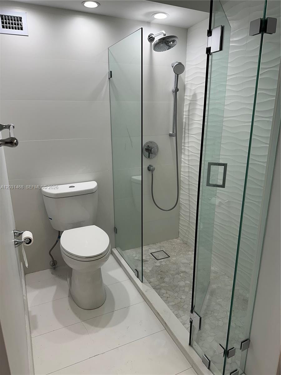 6039 Collins Avenue 728, Miami Beach, FL 33140 photo 16