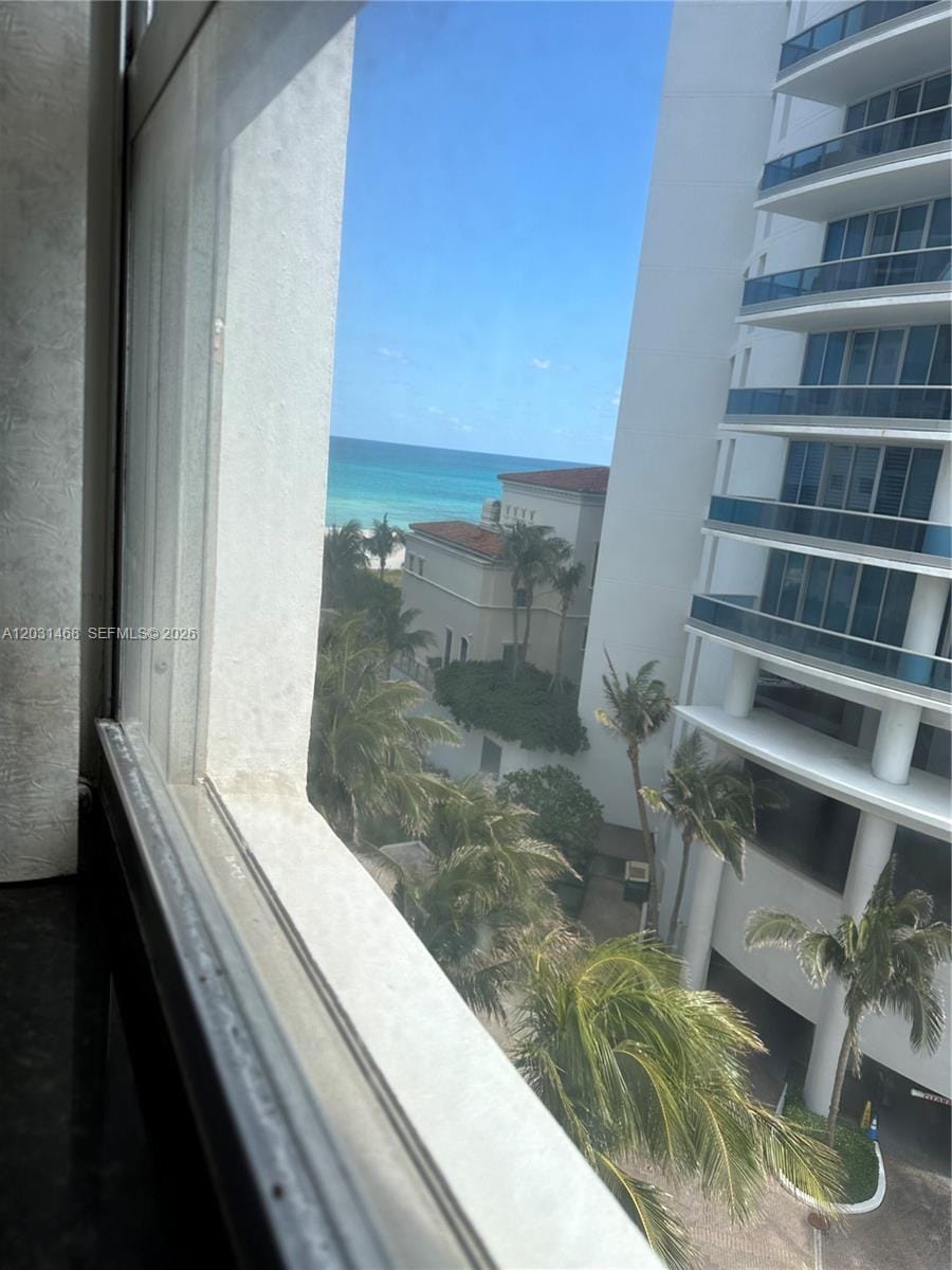 6039 Collins Avenue 728, Miami Beach, FL 33140 photo 3