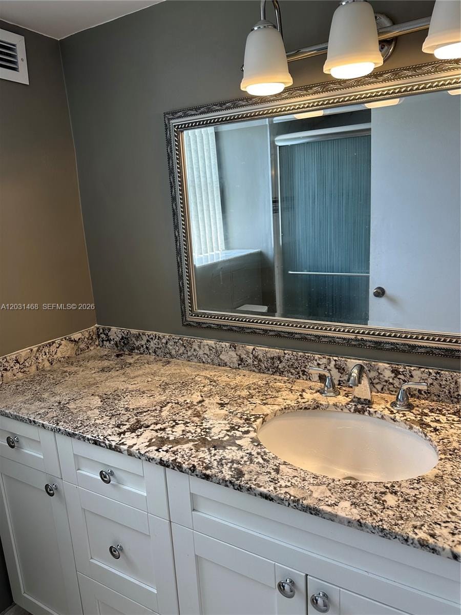 6039 Collins Avenue 728, Miami Beach, FL 33140 photo 9
