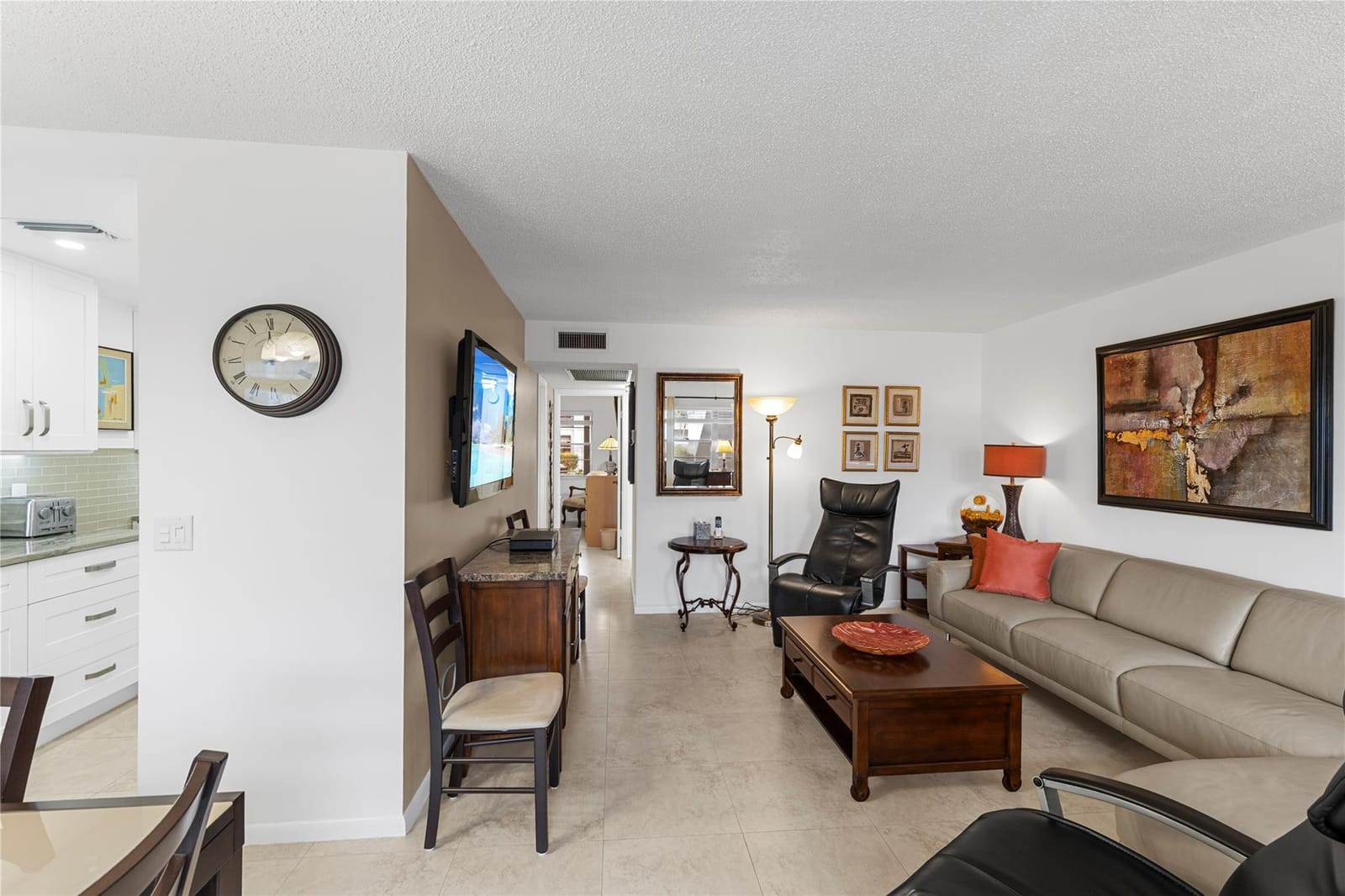 210 Oakridge N 210, Deerfield Beach, FL 33442 photo 12