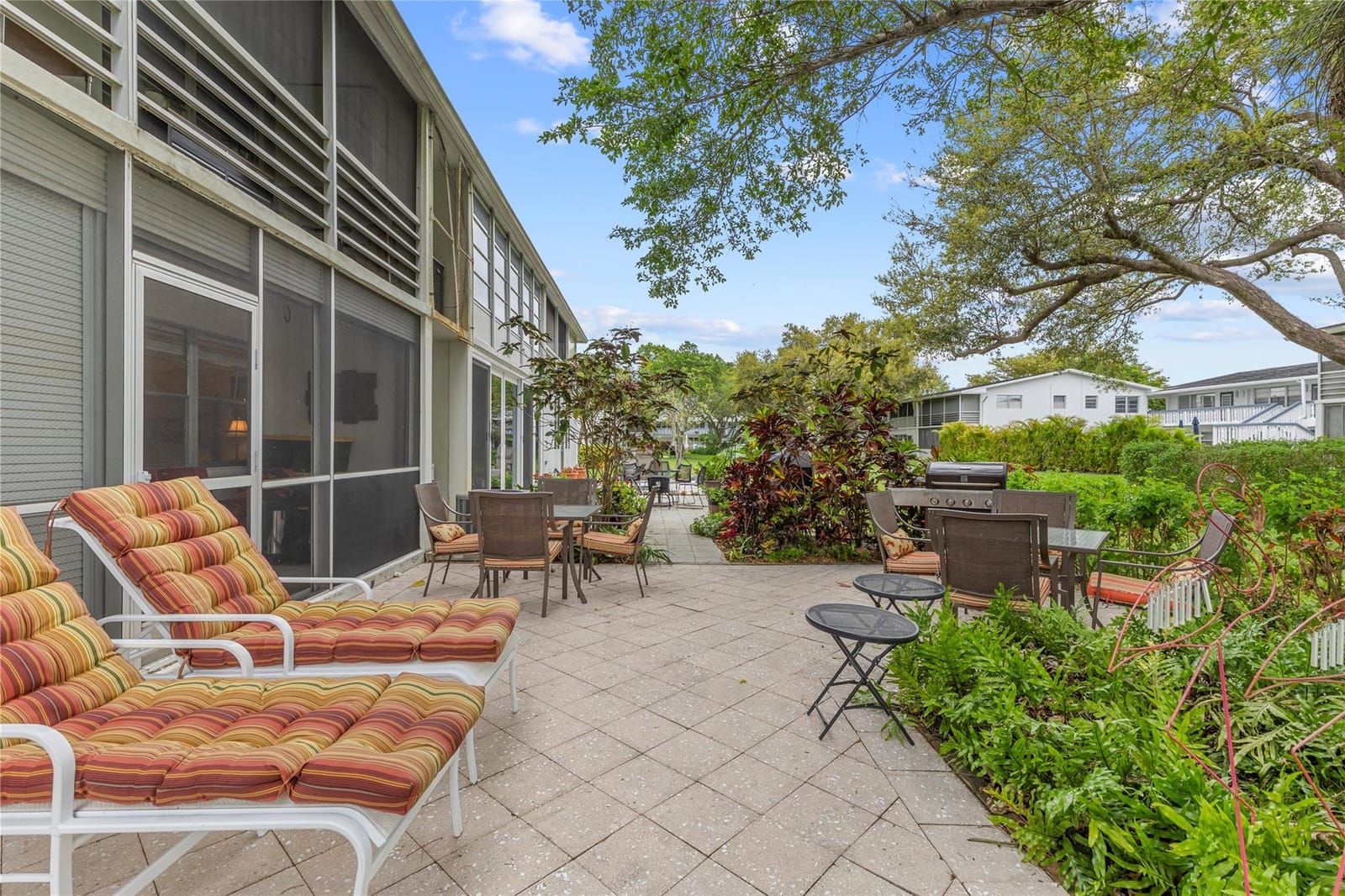 210 Oakridge N 210, Deerfield Beach, FL 33442 photo 29