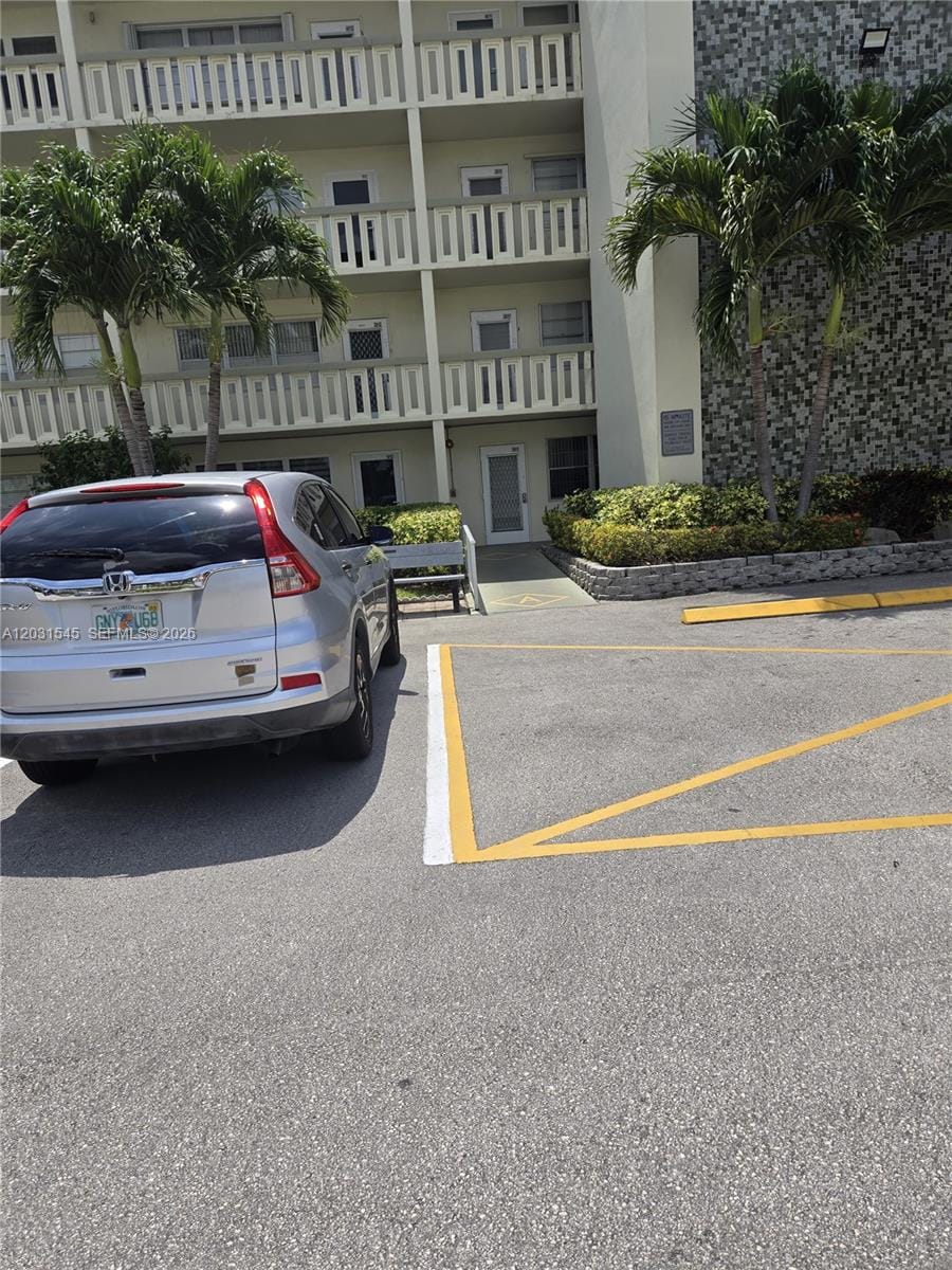 1011 Cambridge A 1011, Deerfield Beach, FL 33442 photo 2