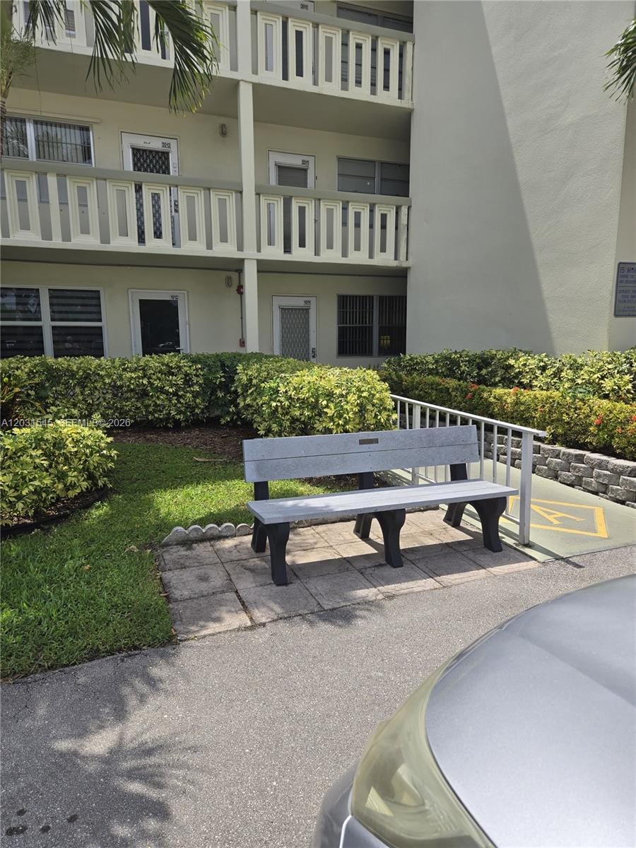 1011 Cambridge A 1011, Deerfield Beach, FL 33442 photo 3