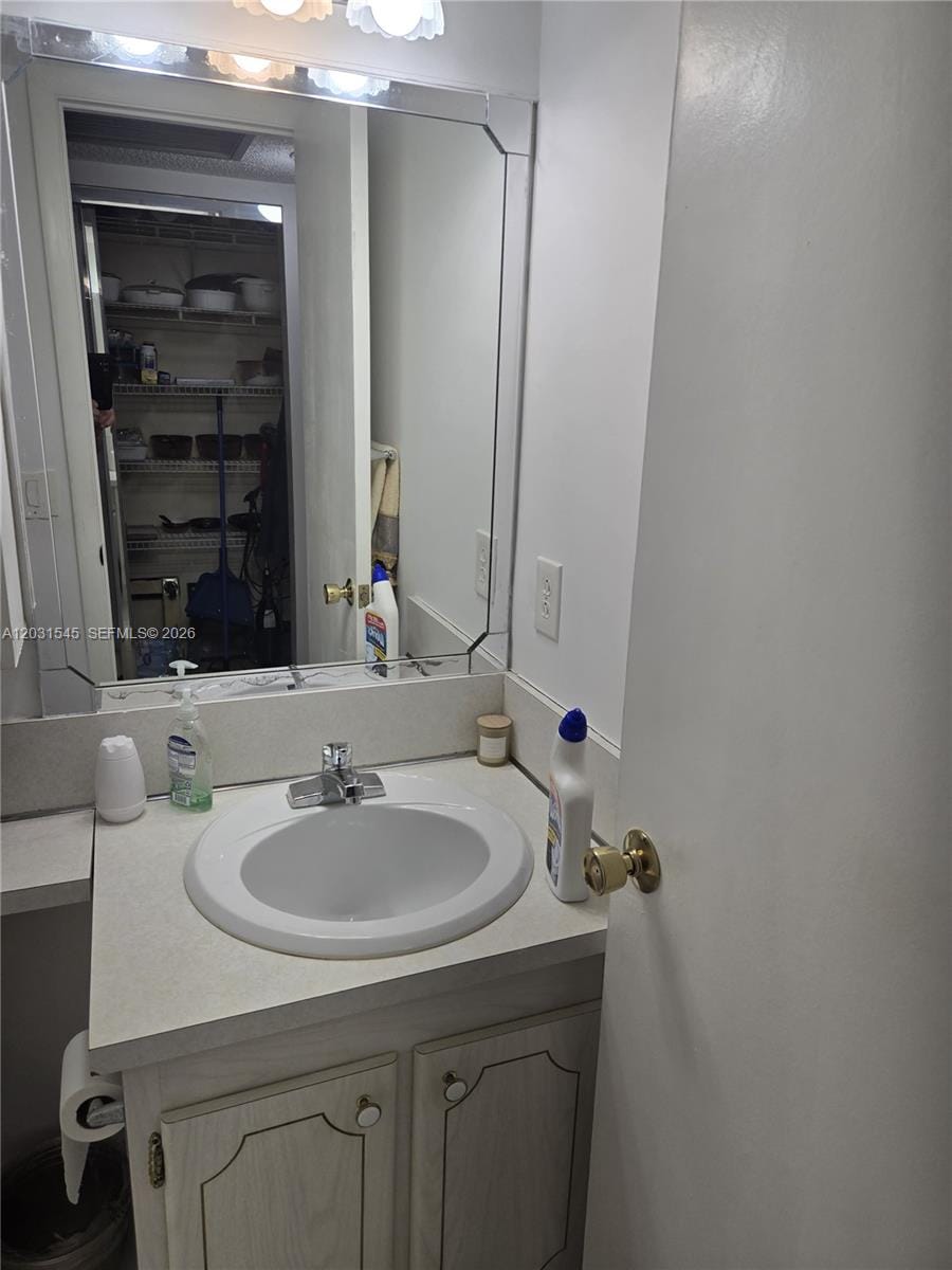 1011 Cambridge A 1011, Deerfield Beach, FL 33442 photo 24