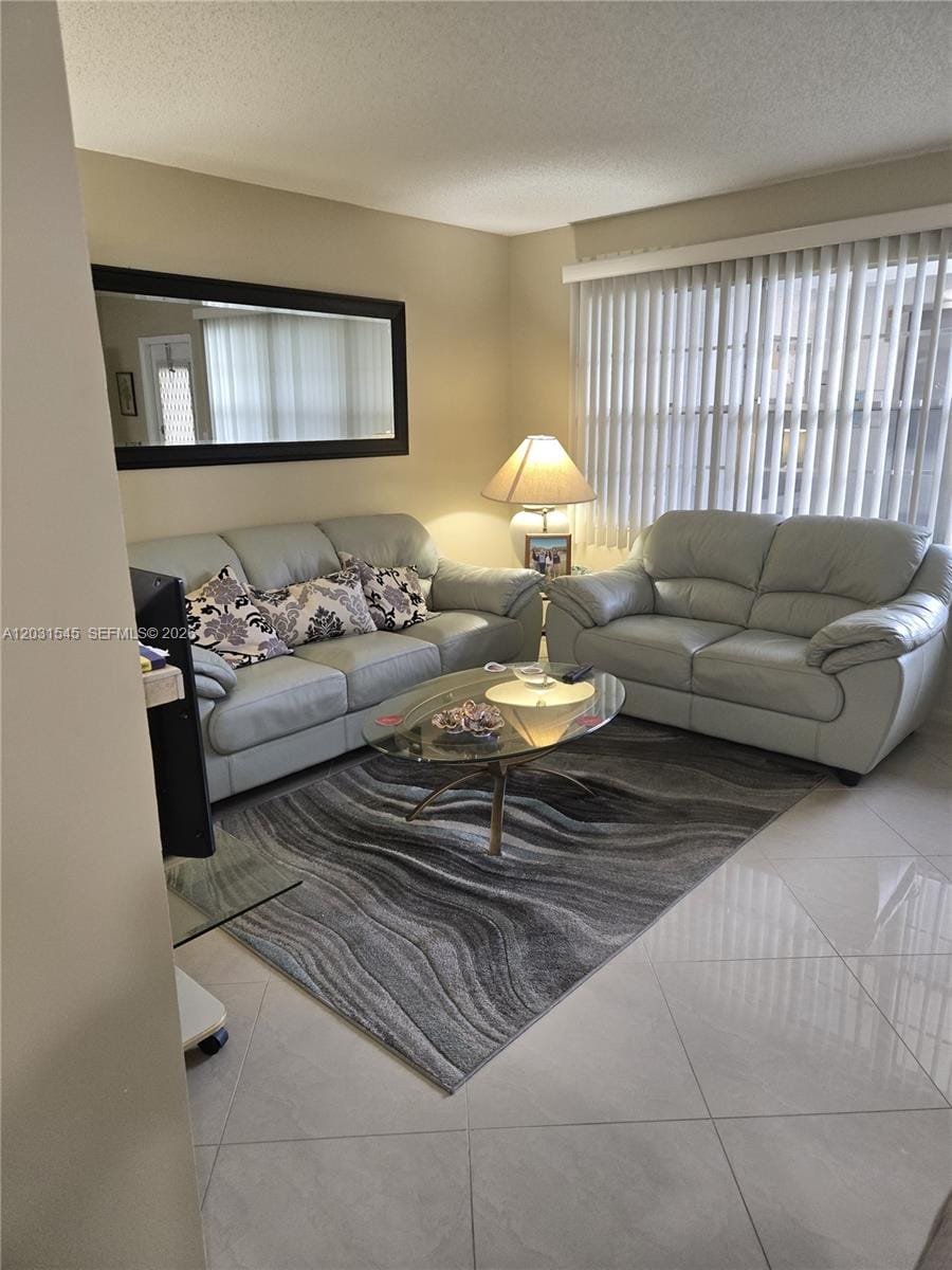 1011 Cambridge A 1011, Deerfield Beach, FL 33442 photo 7