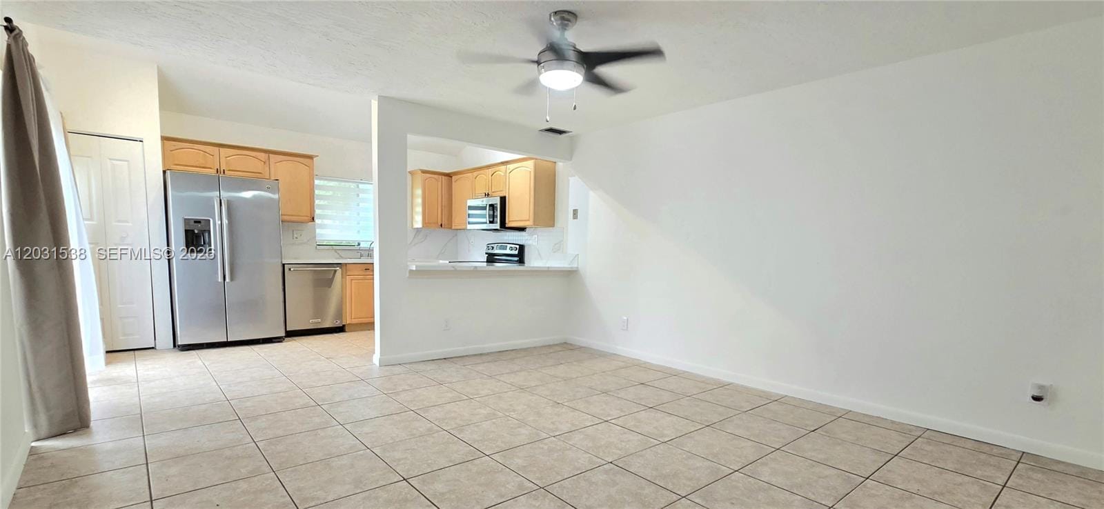 608 Commodore Drive — photo 5