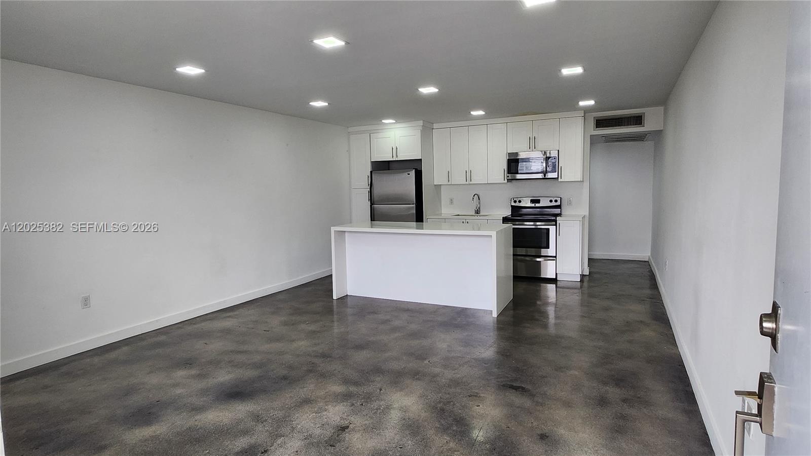 1770 79th St Causeway D304, North Bay Village, FL 33141, North Bay Village
