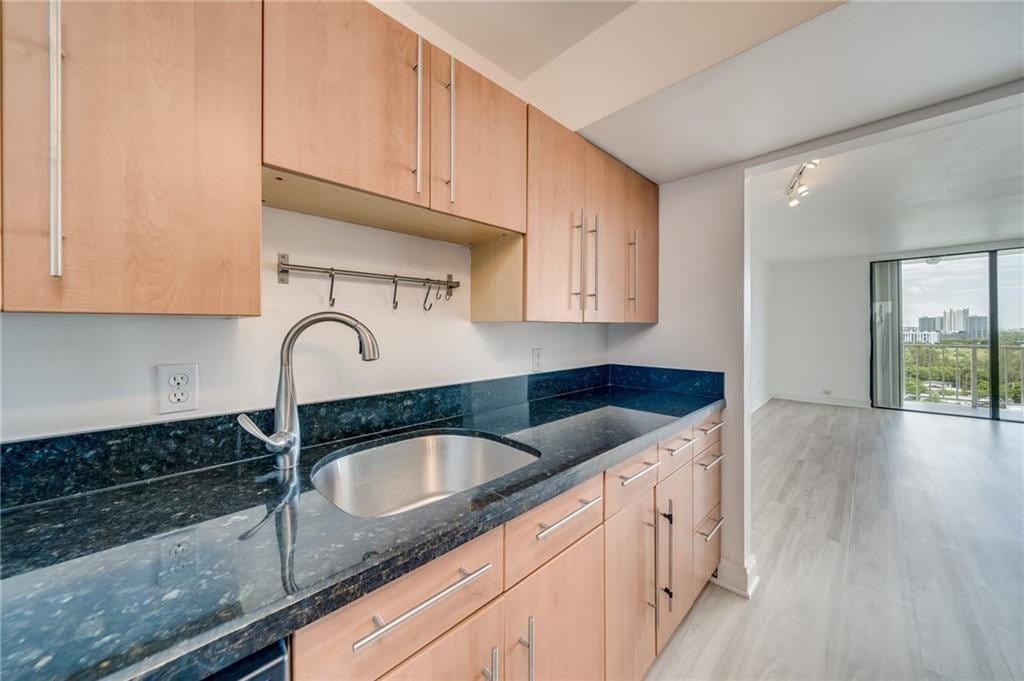 2350 NE 135th Street 1212, North Miami, FL 33181 photo 9