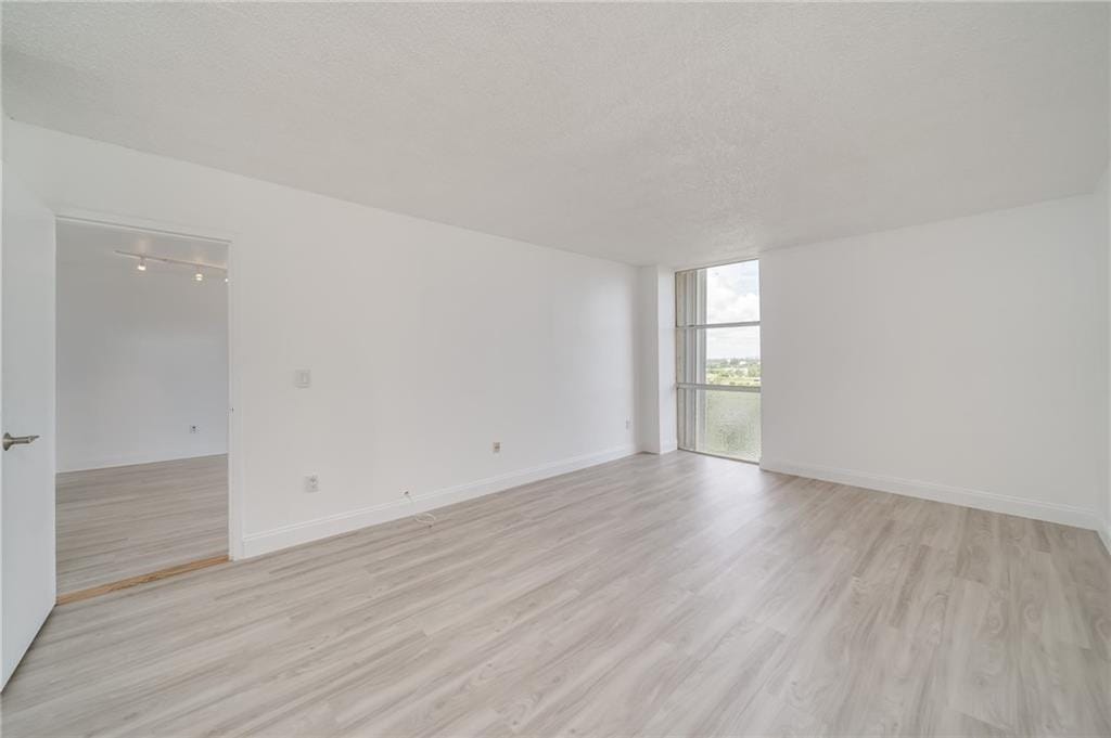 2350 NE 135th Street 1212, North Miami, FL 33181 photo 10