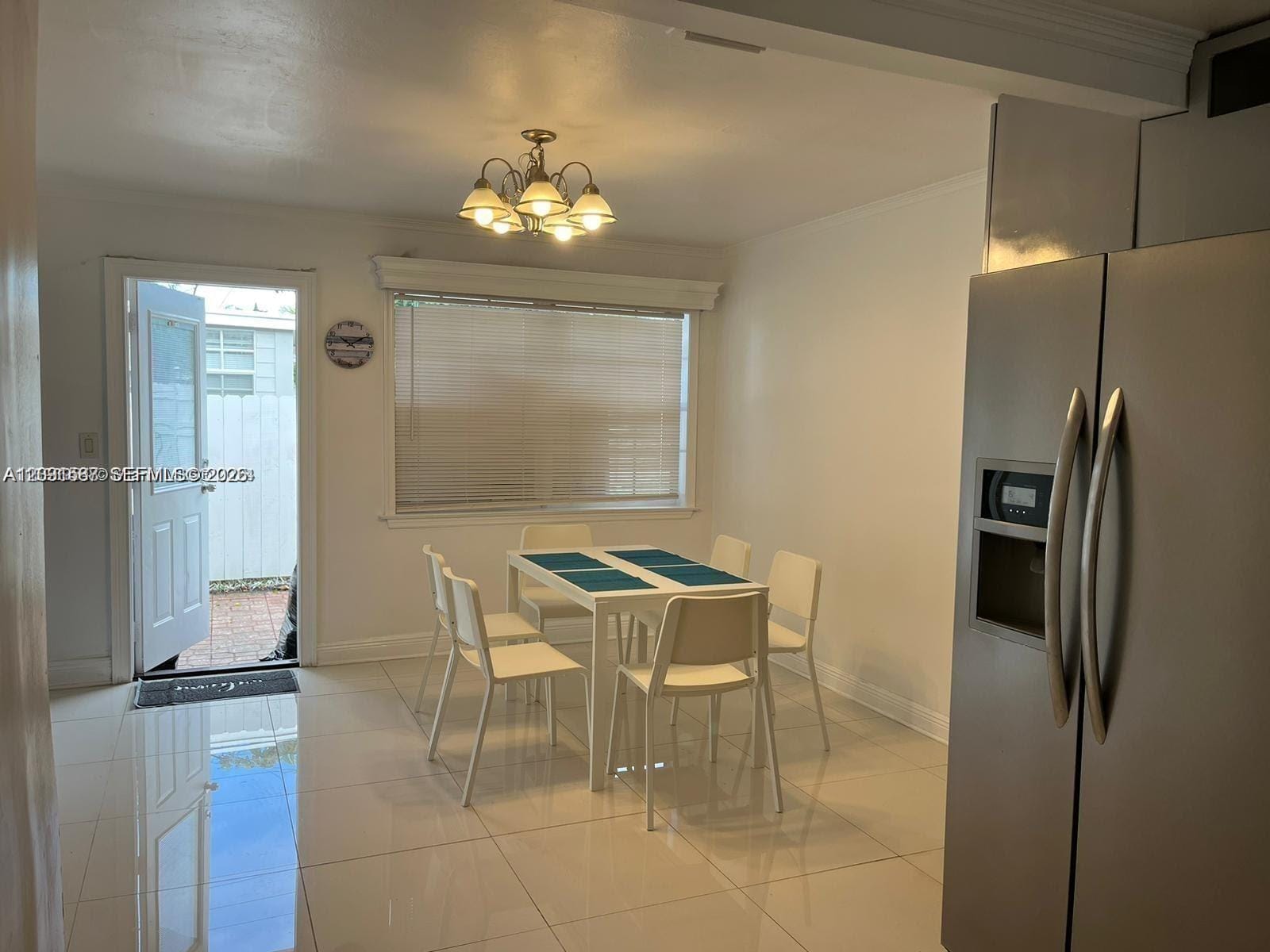 6431 Hayes Street — photo 4