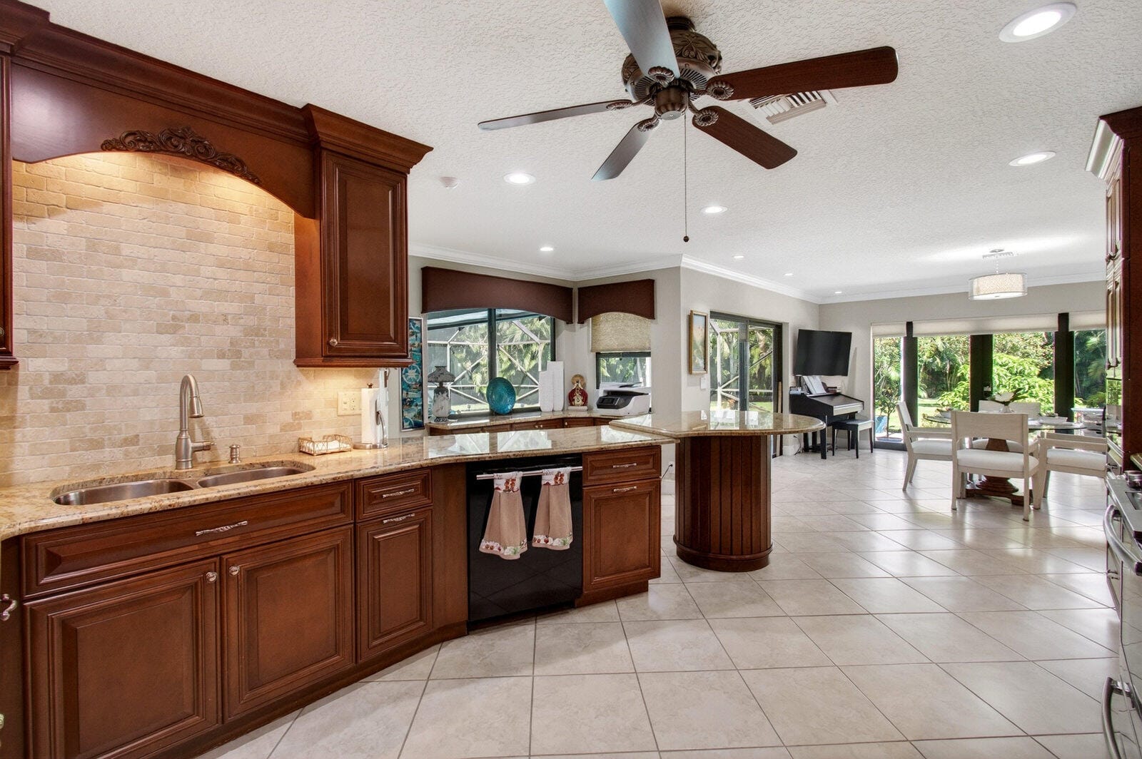 22491 Martella Avenue, Boca Raton, FL 33433 photo 29