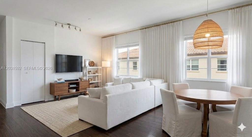 420 15th Street 307, Miami Beach, FL 33139, Miami Beach