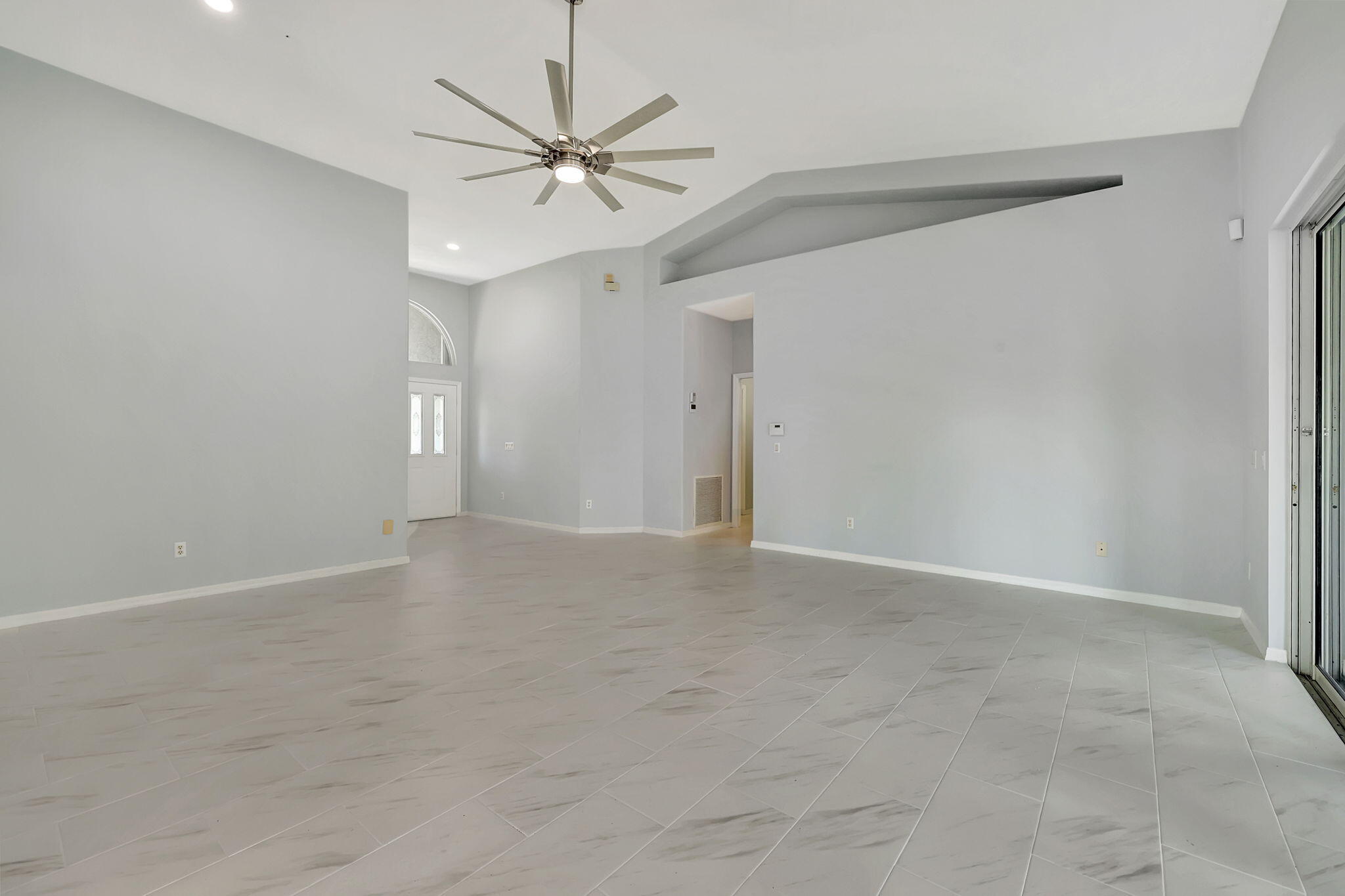 2704 SE Eagle Drive, Port St. Lucie, FL 34984 photo 13