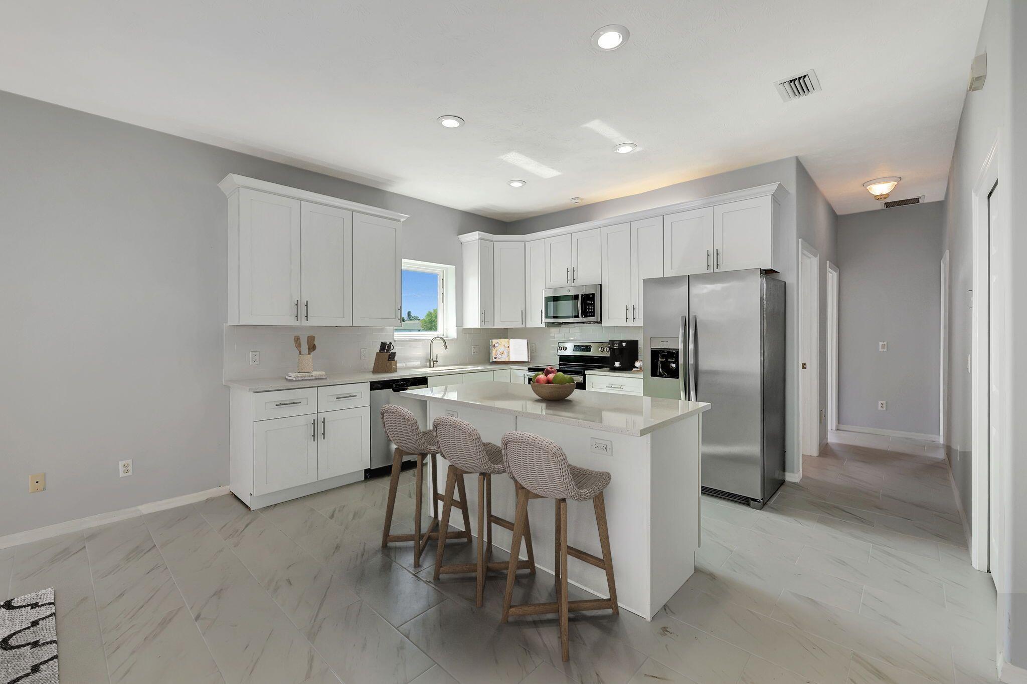 2704 SE Eagle Drive — photo 8