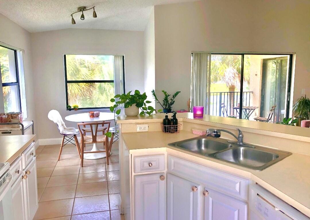 9999 Summerbreeze Drive 512 — photo 4