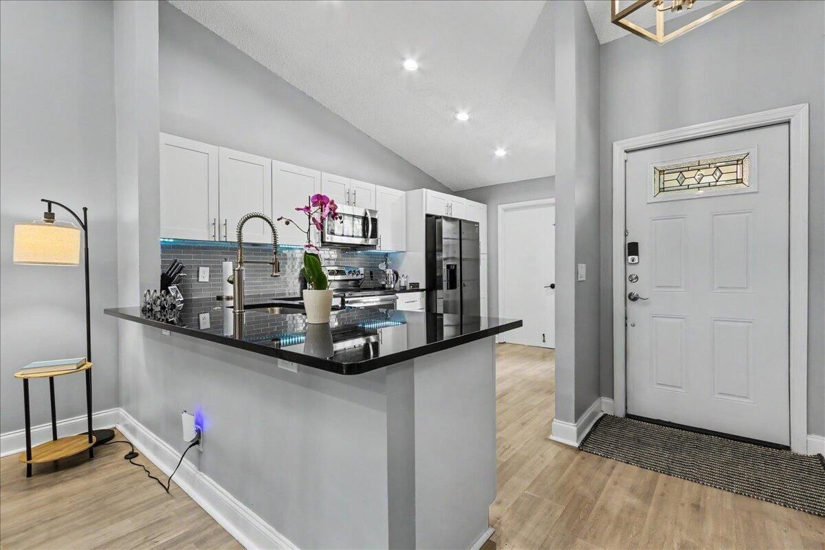 3801 Island Club Circle E, Lake Worth, FL 33462 photo 5