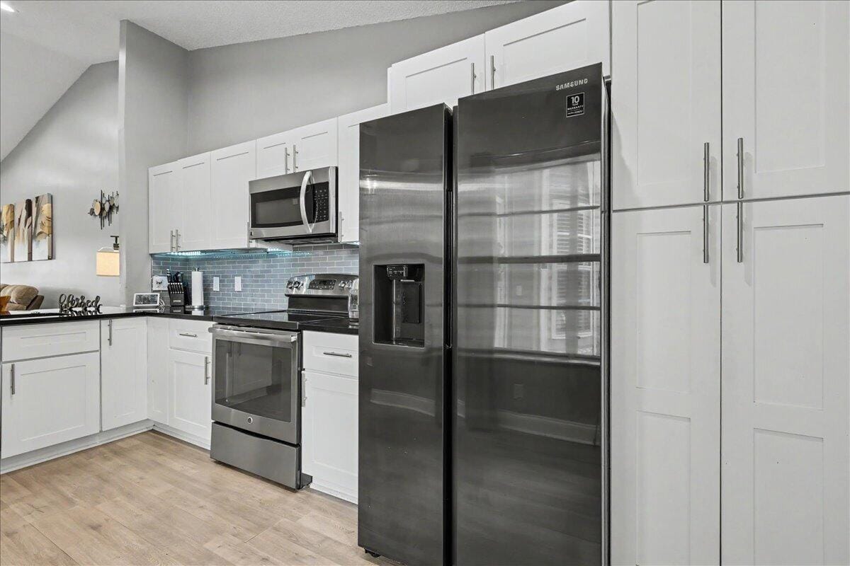 3801 Island Club Circle E, Lake Worth, FL 33462 photo 10