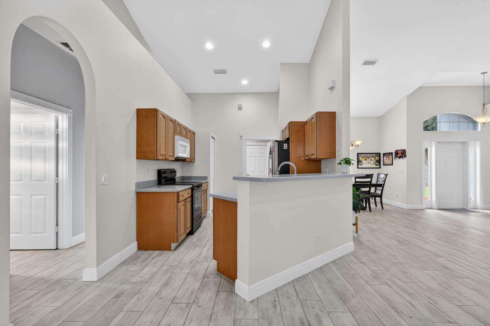 1571 SW Hunnicut Avenue — photo 12