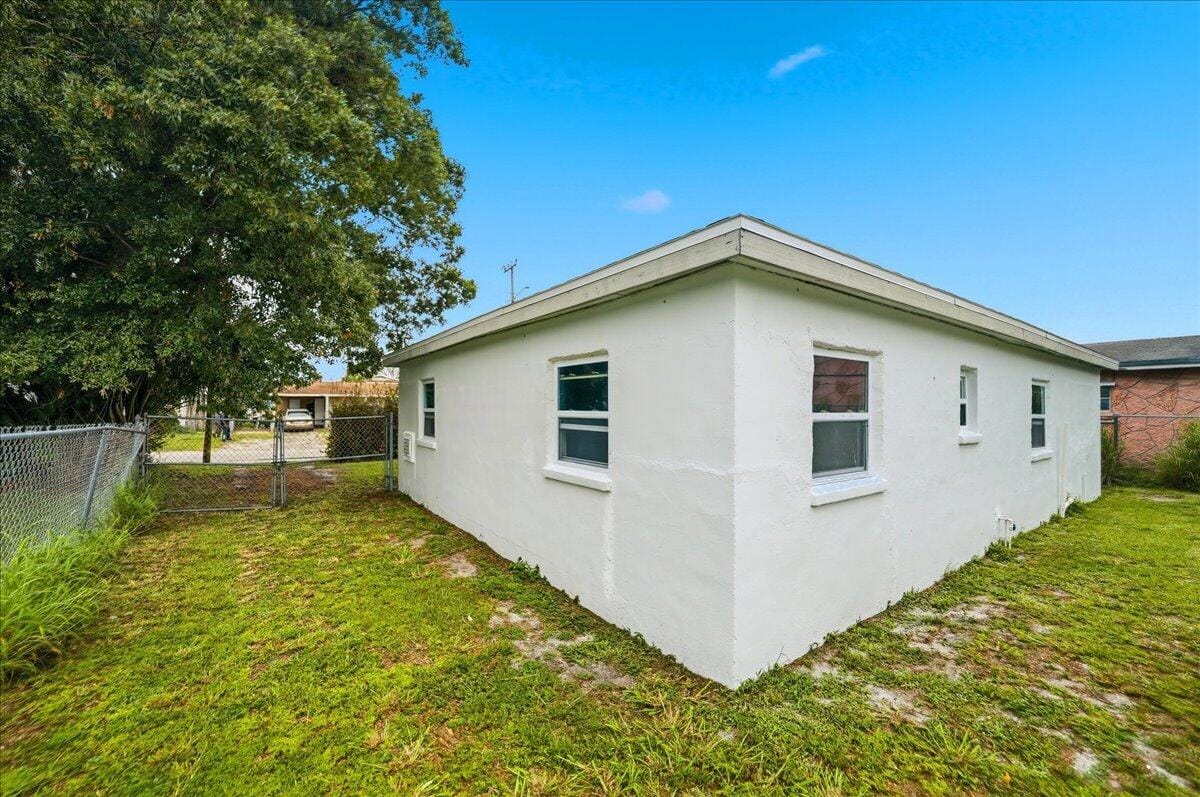 1110 N 22nd Street, Fort Pierce, FL 34950 photo 28