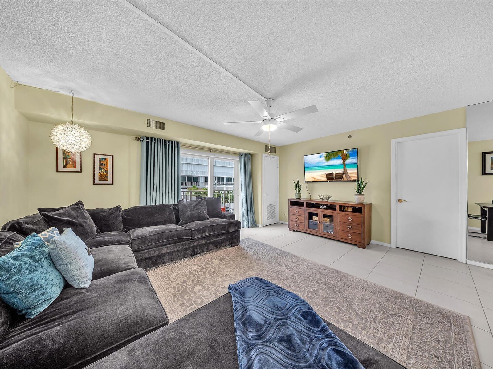 3215 S Ocean Boulevard 104, Highland Beach, FL 33487 photo 13