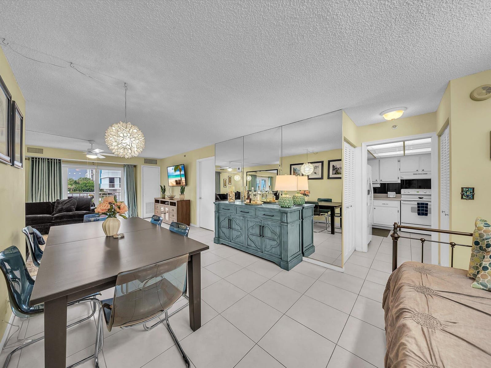 3215 S Ocean Boulevard 104, Highland Beach, FL 33487 photo 8