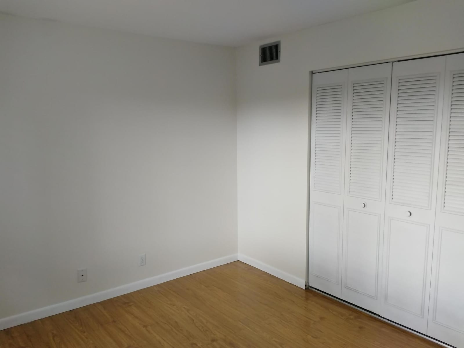 1113 Green Pine Boulevard B3 — photo 11
