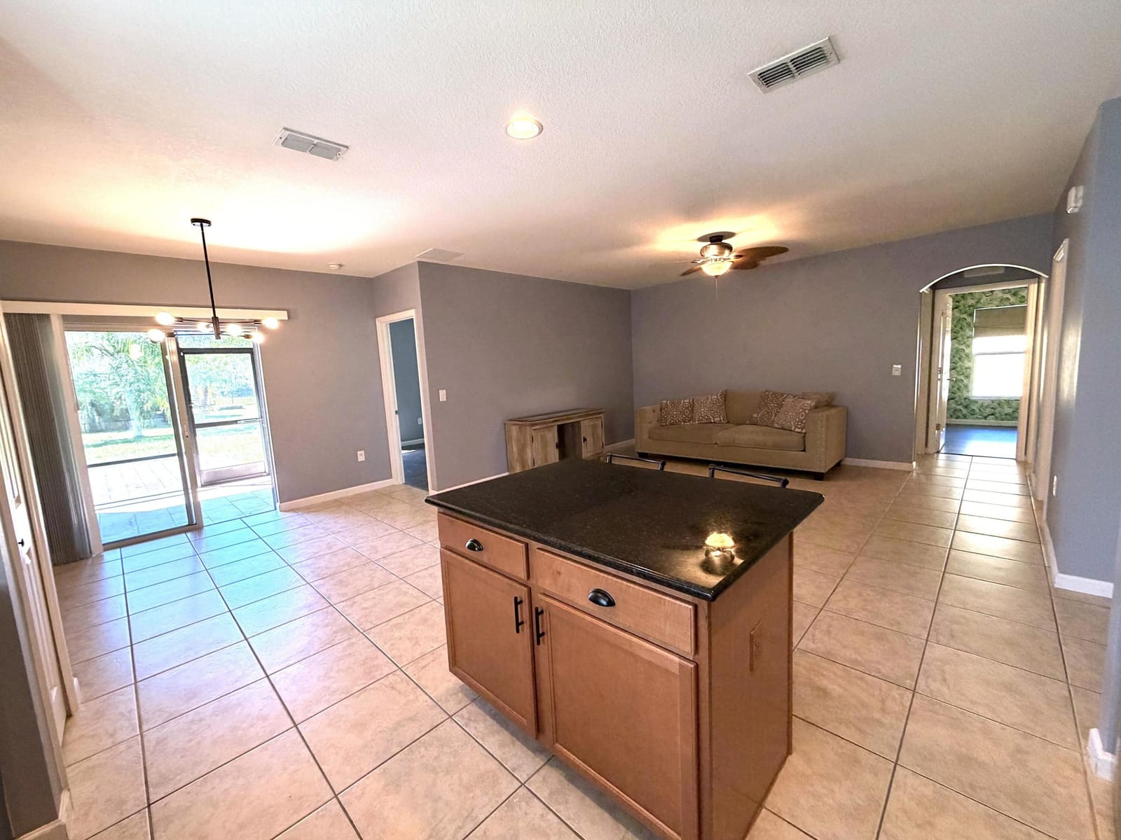 1269 SW Lexington Manor SW, Vero Beach, FL 32962 photo 9