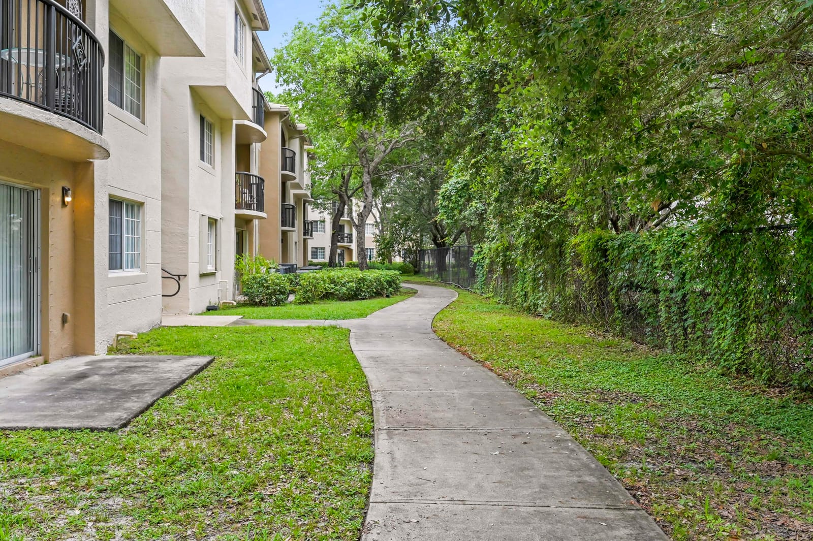 1100 S Crestwood Ct Court S 1109, Royal Palm Beach, FL 33411 photo 24