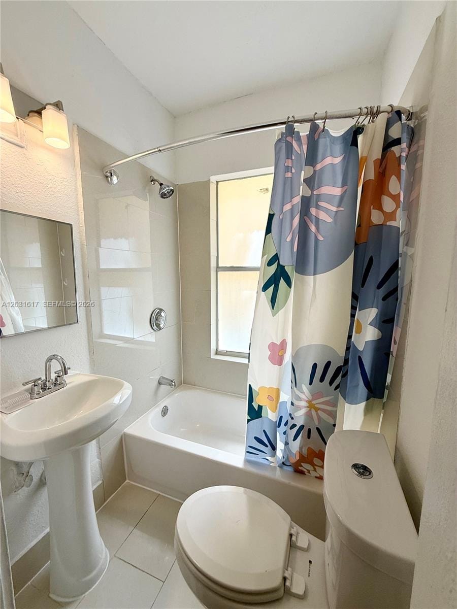 126 Mendoza Avenue 2A, Coral Gables, FL 33134 photo 5