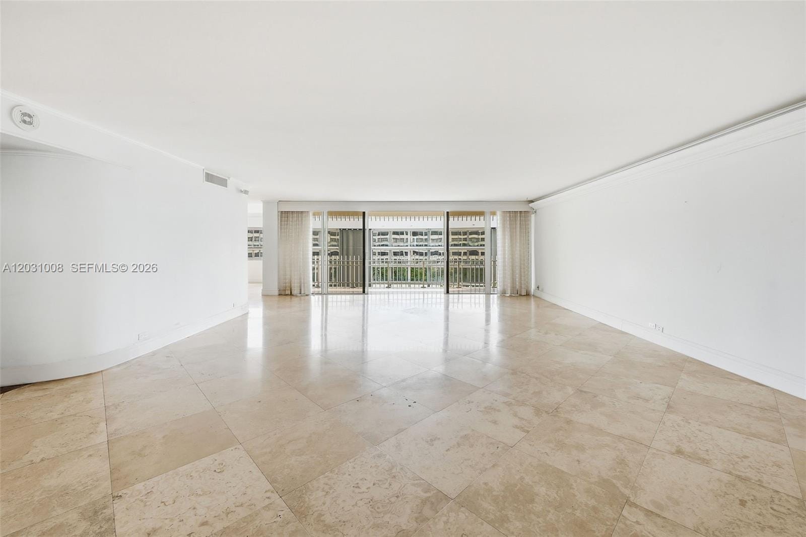 3 Grove Isle Drive C605 — photo 4