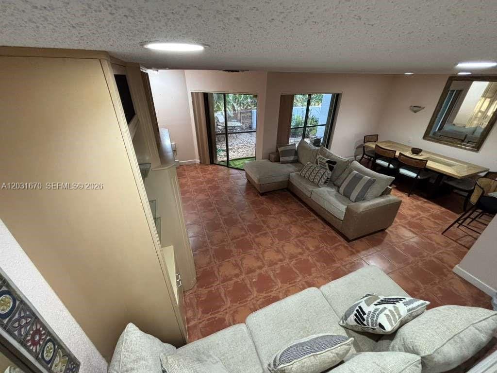1601 Cypress Pointe Drive 1601 — photo 3