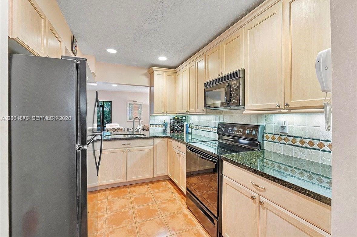 1601 Cypress Pointe Drive 1601 — photo 8