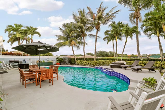 1560 Wilderness Road, West Palm Beach, FL 33409
