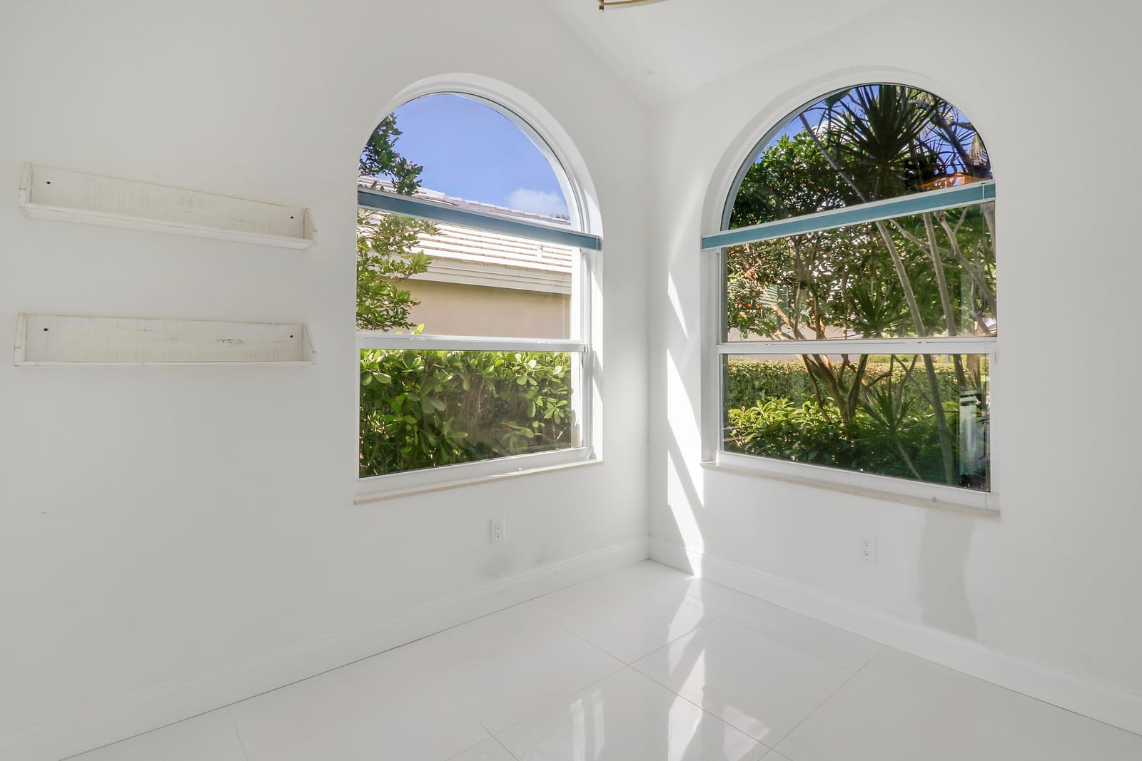 1560 Wilderness Road, West Palm Beach, FL 33409 photo 15