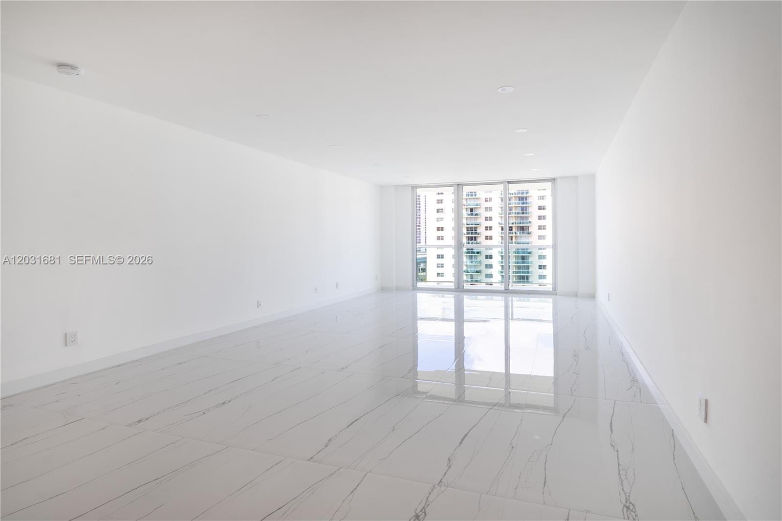 19380 Collins Avenue 1105 — photo 11