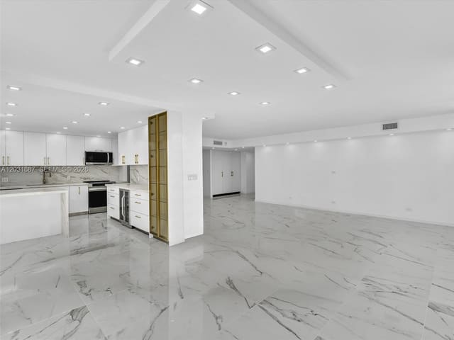 230 174th Street 712, Sunny Isles Beach, FL 33160